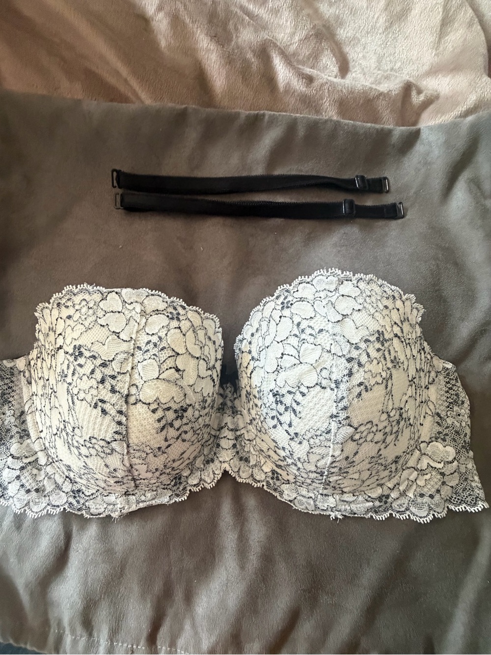 Victoria’s Secret Dream Angels multi-way Strapless Bra 36D detachable straps inc